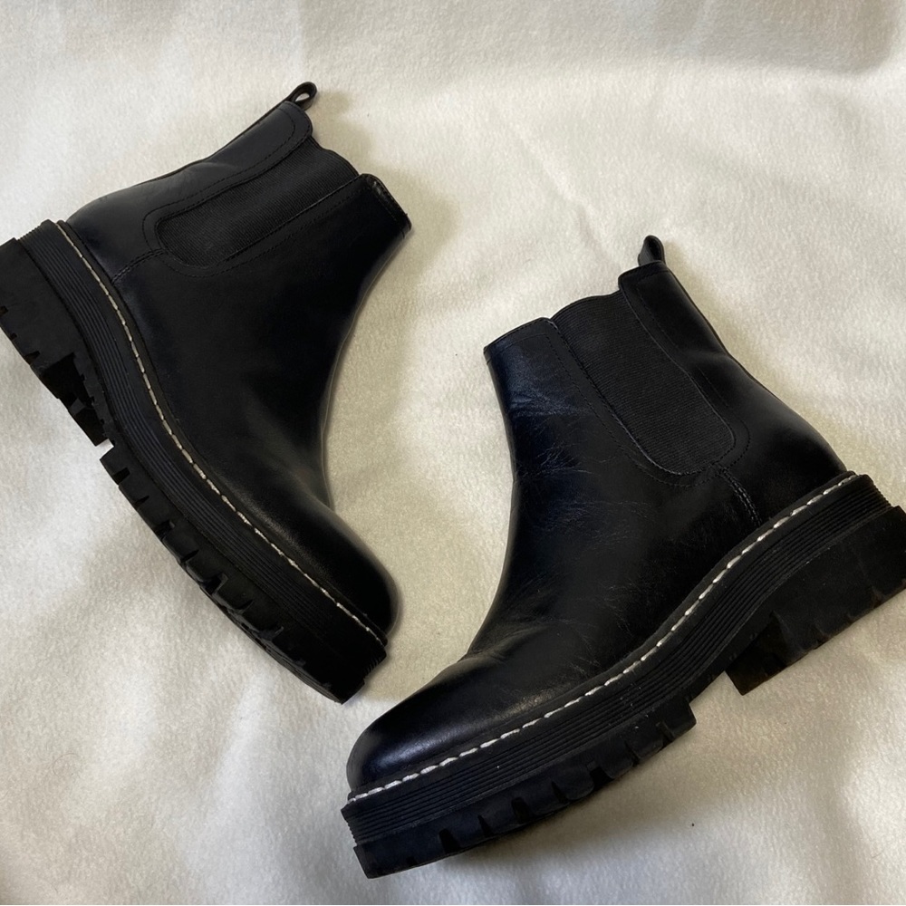 Marc Fisher Padmia Black Ankle Chelsea Boots Size 7M
